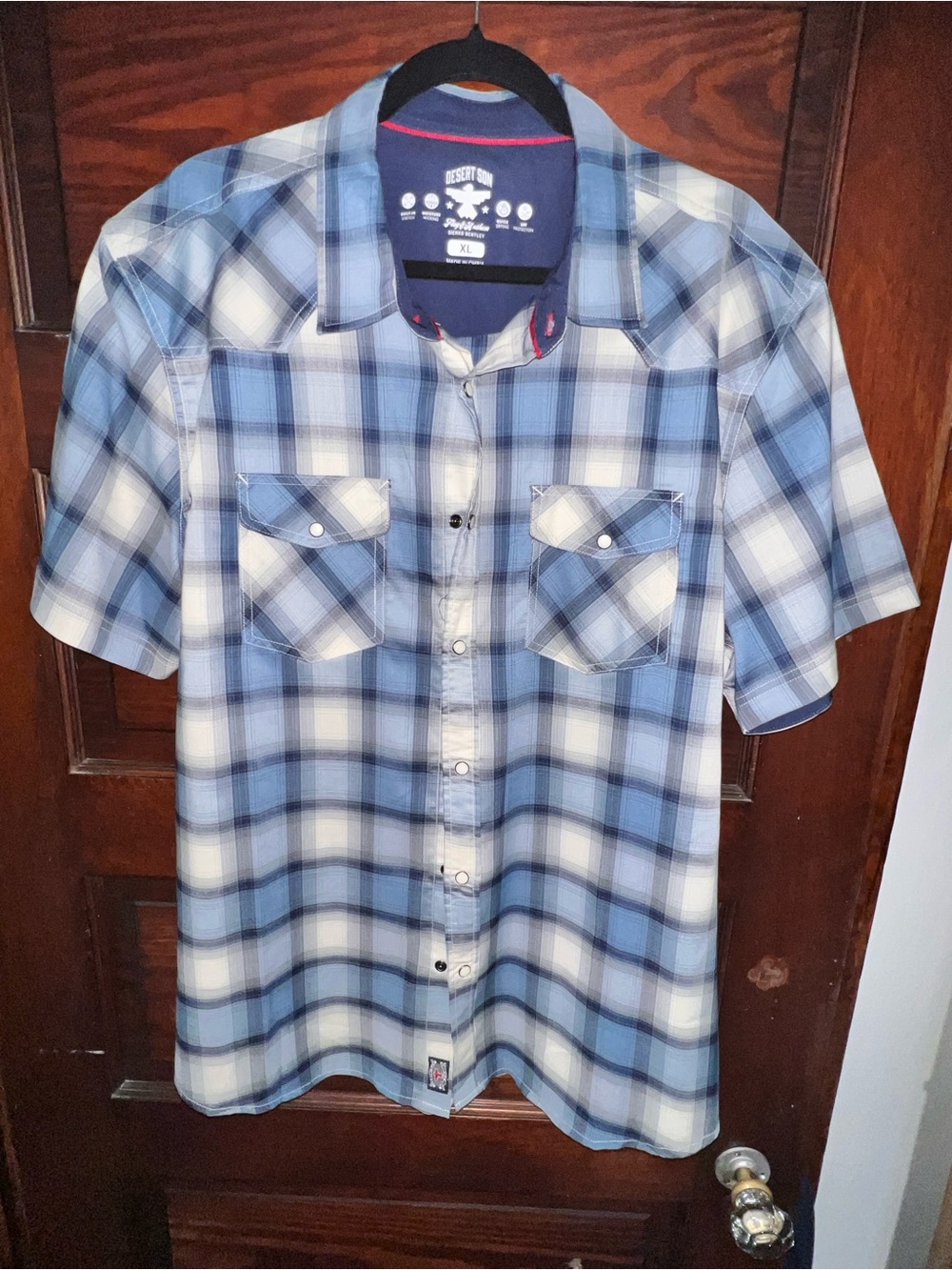 Desert Sun XL Men’s Light Blue Plaid Short-Sleeve Button-Down Shirt